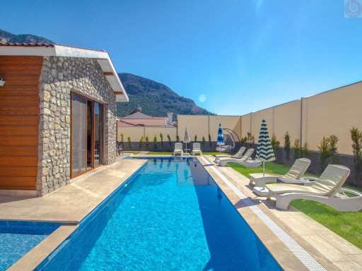 Villa Tlos 1